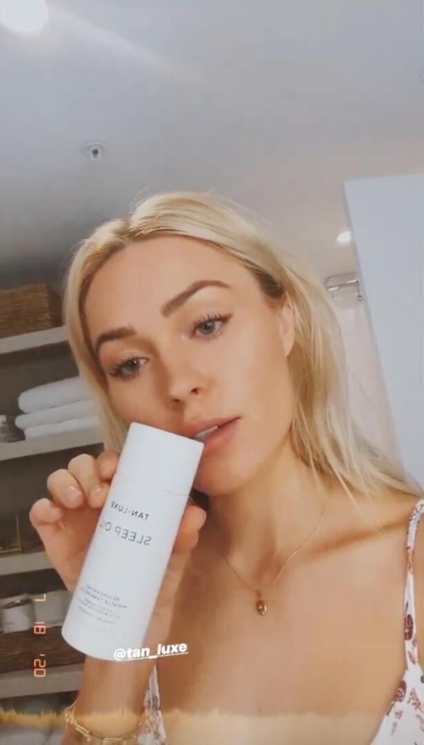 Cassie Randolph - Instagram story | Colorscience style