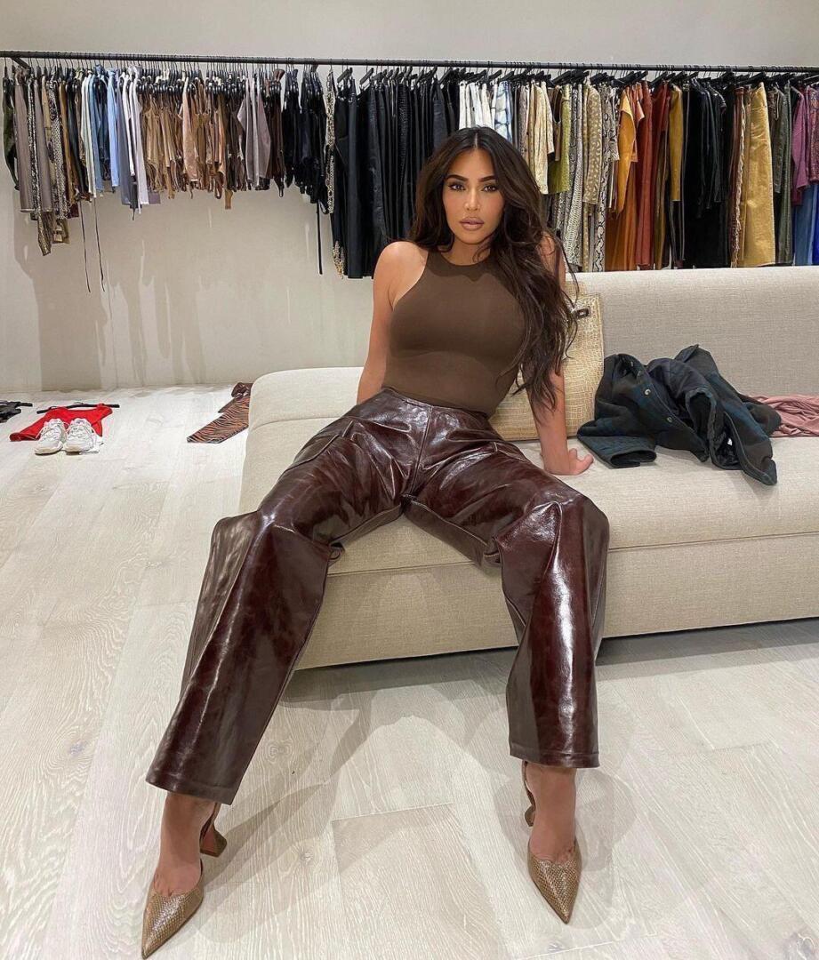 Kim Kardashian - Instagram post | Skims style