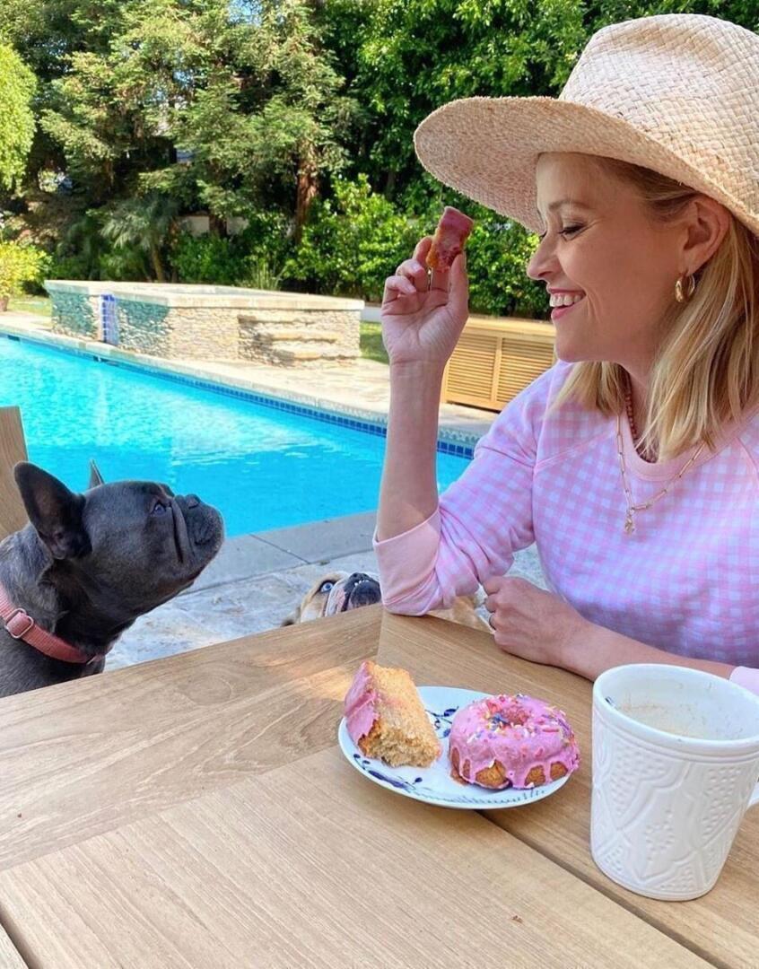 reesewitherspoon withdog