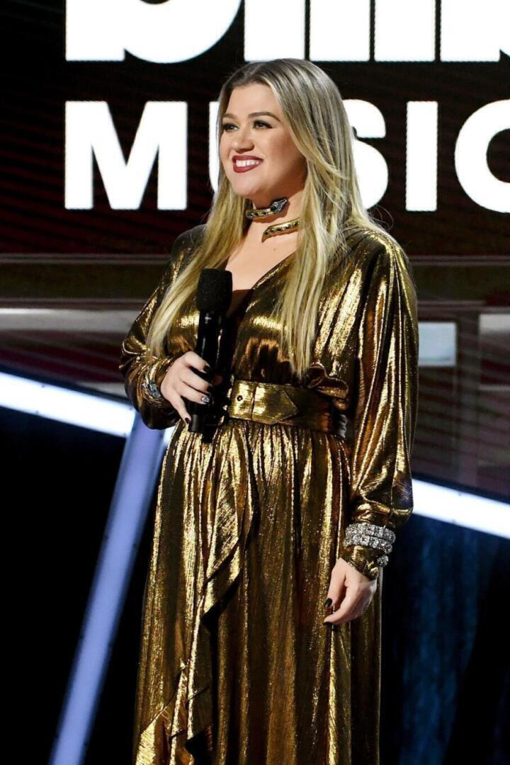 Kelly Clarkson - Billboard Music Awards | Kelly Clarkson style