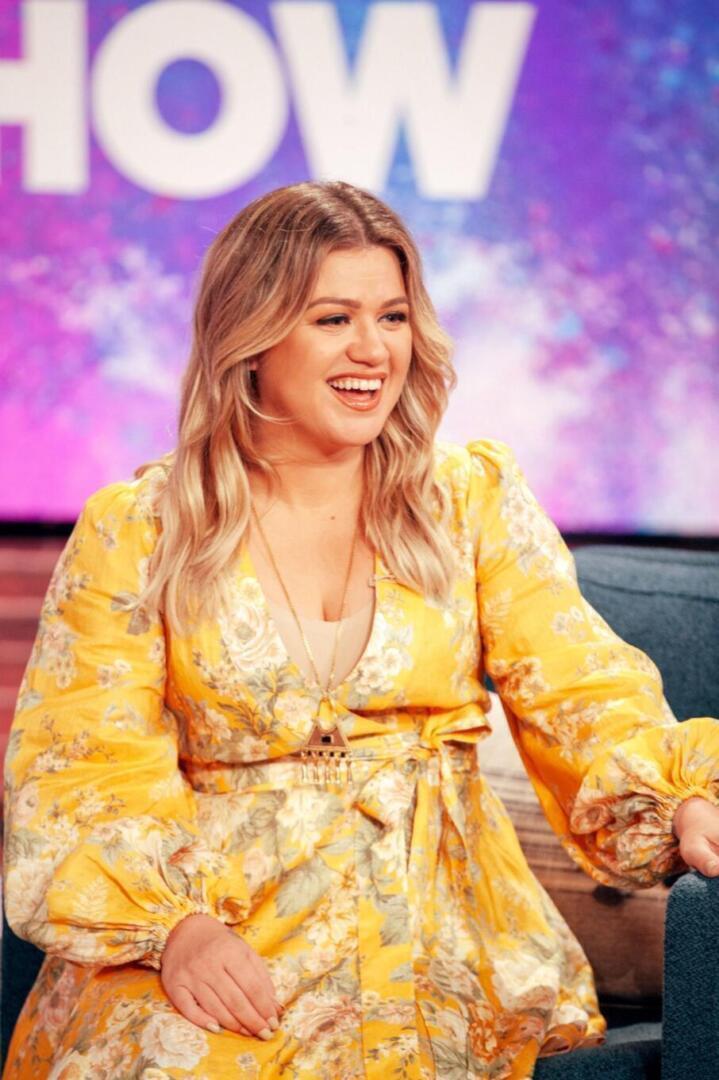 Kelly Clarkson - Kelly Clarkson Show Season 2 Episode 13 | Kelly Clarkson style