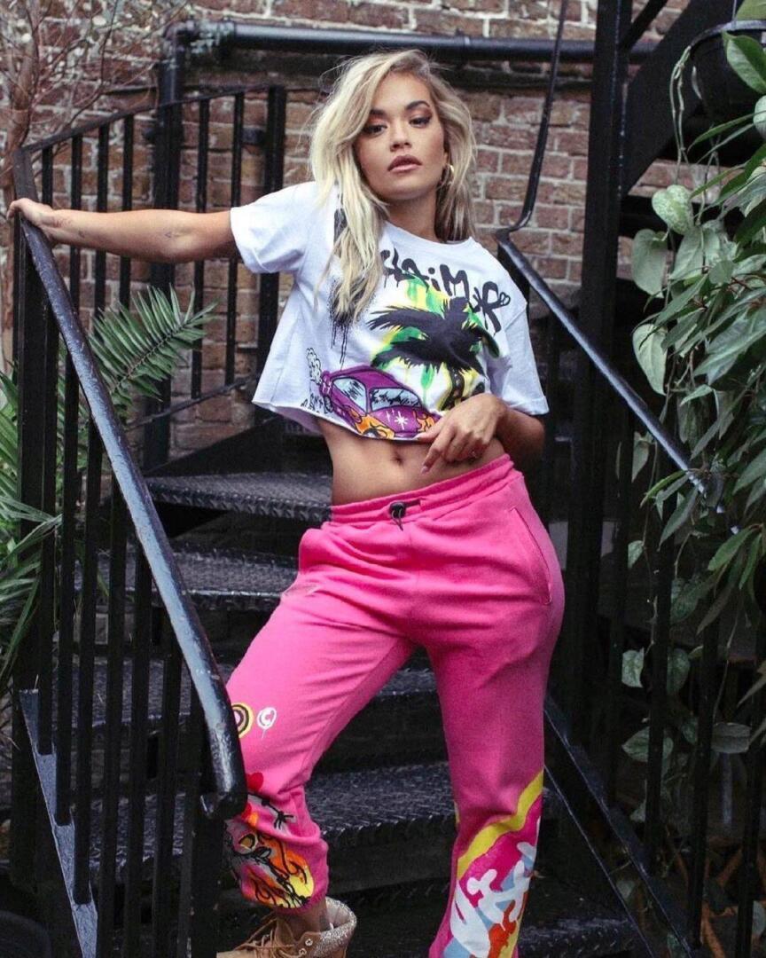Rita Ora - Instagram post | Demi Lovato style
