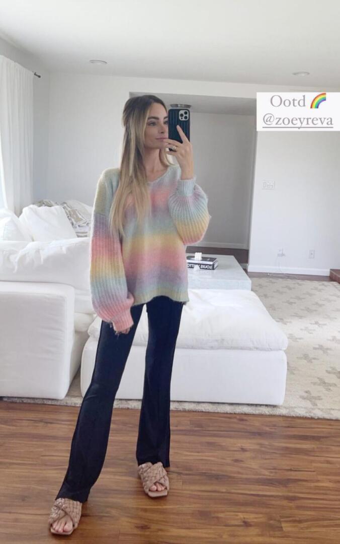 Amanda Stanton - Instagram story | Hilary Duff style