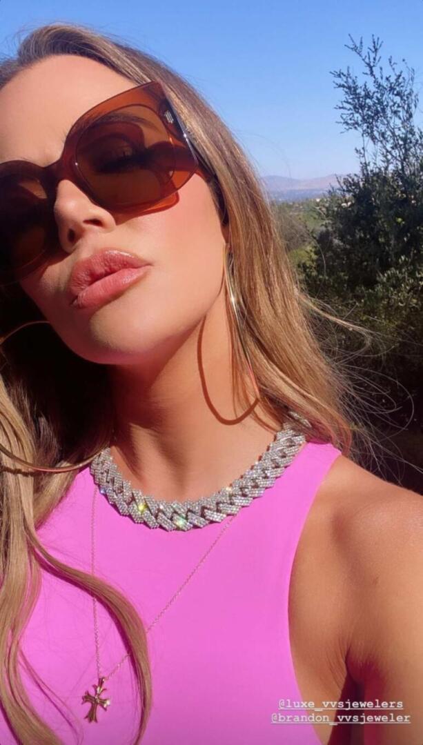 Khloe Kardashian - Instagram post | Hannah Ann Sluss style