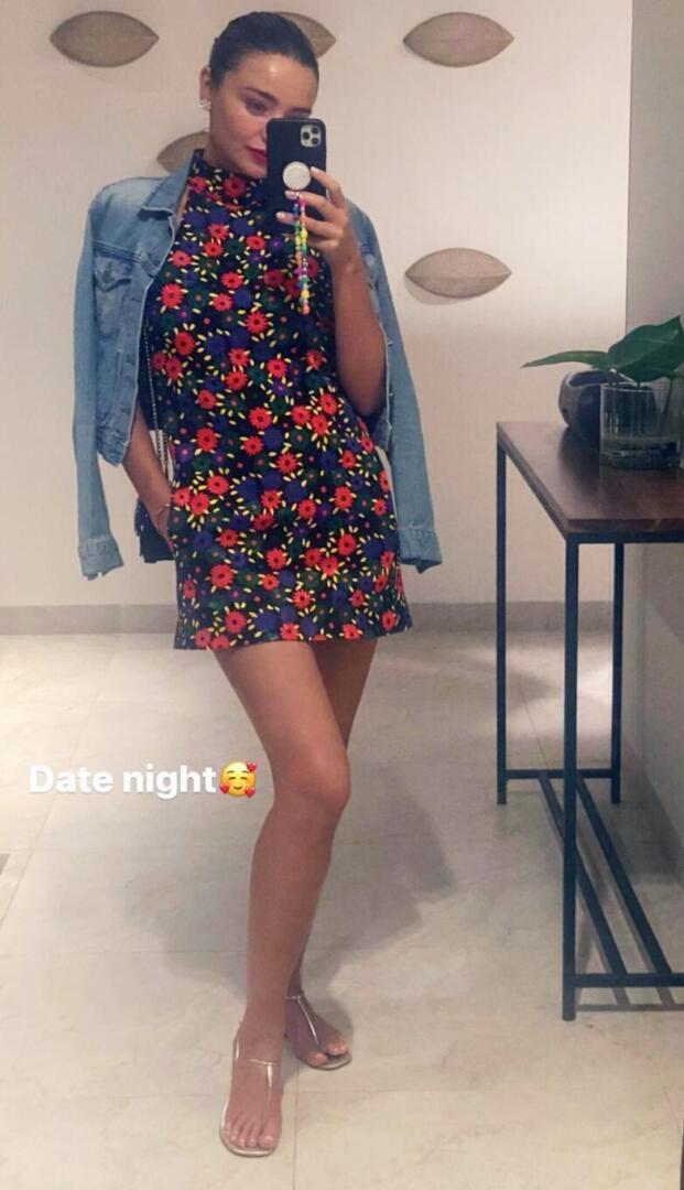 Miranda Kerr - Instagram story | Morgan Stewart style