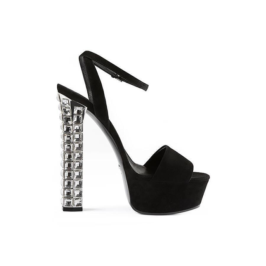 Kyle Richards - The Real Housewives of Beverly Hills | Season 11 Episode 17 | Kyle Richards style