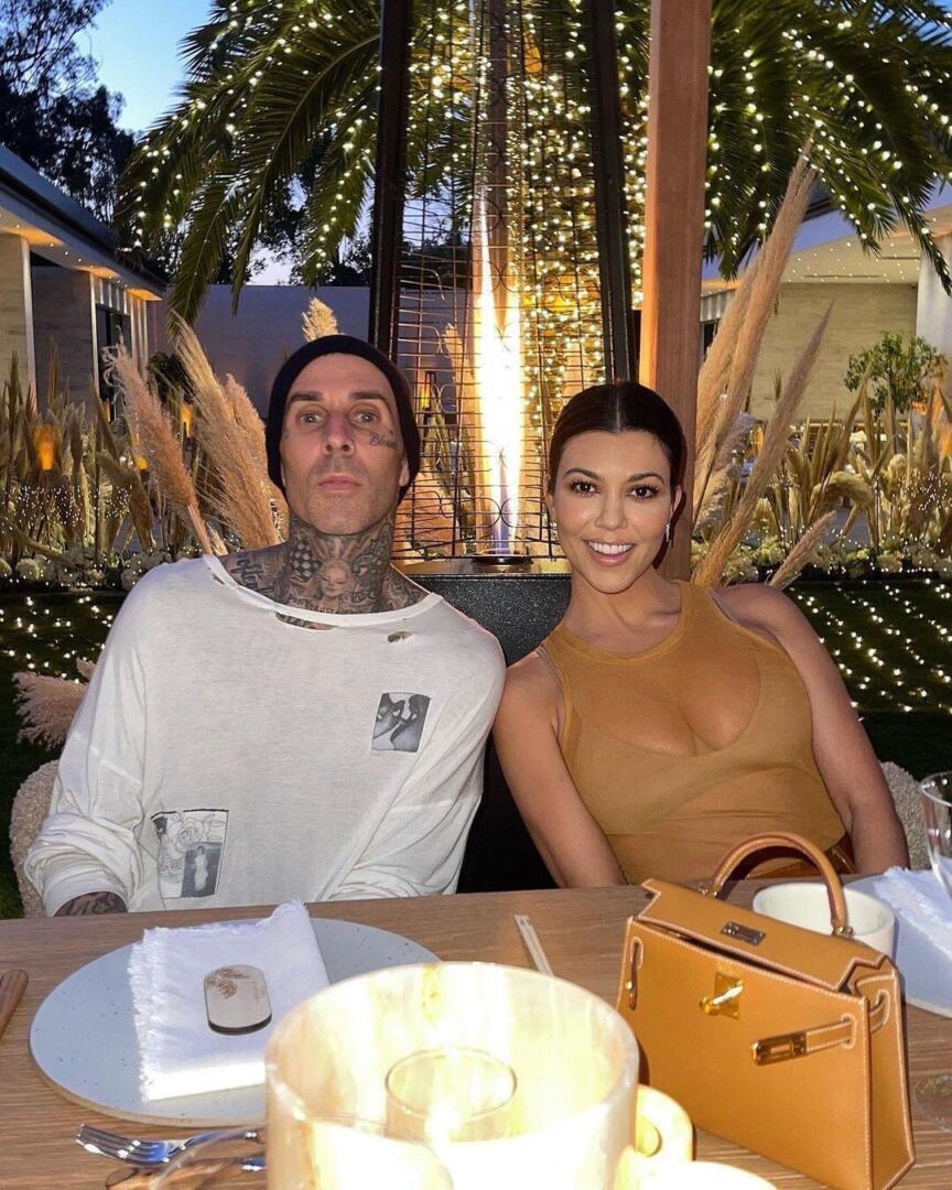 Kourtney Kardashian - Instagram post | Kim Kardashian | Kourtney Kardashian style
