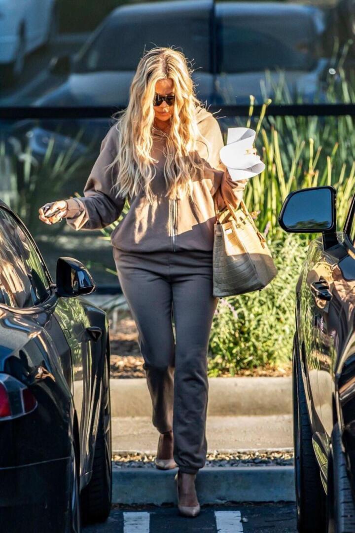Khloe Kardashian – Calabasas, California