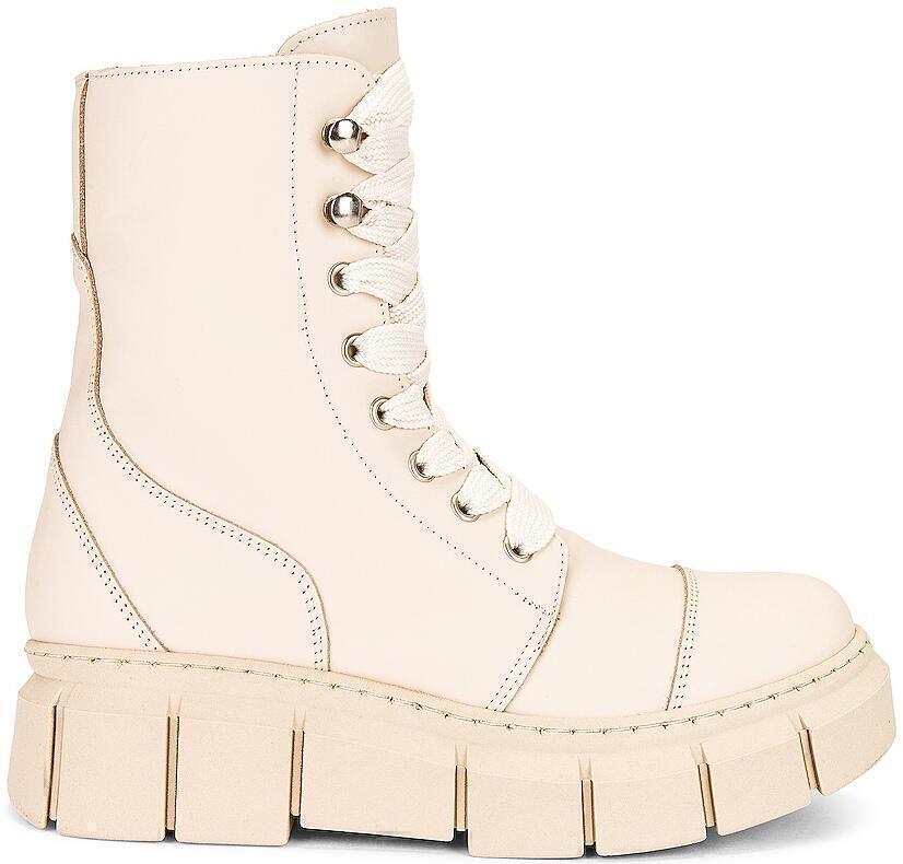 Can Can Boots (Beige) | style