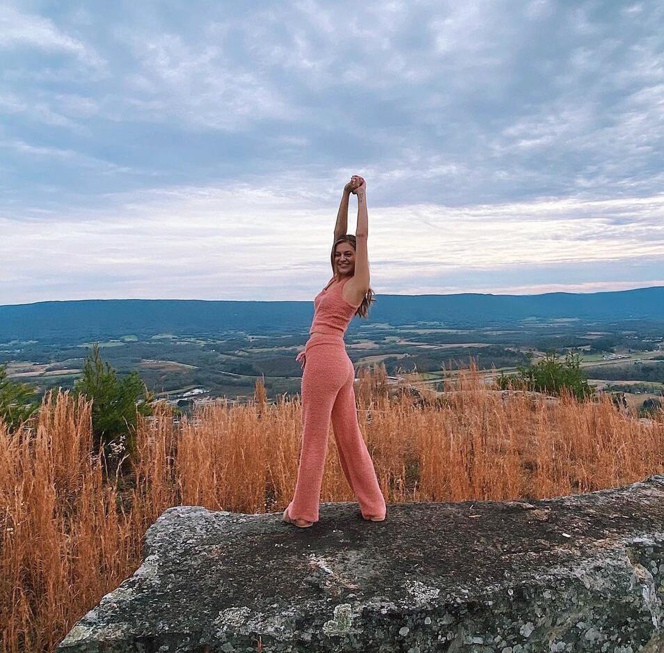 Kelsea Ballerini - Instagram post | Chrishell Stause style