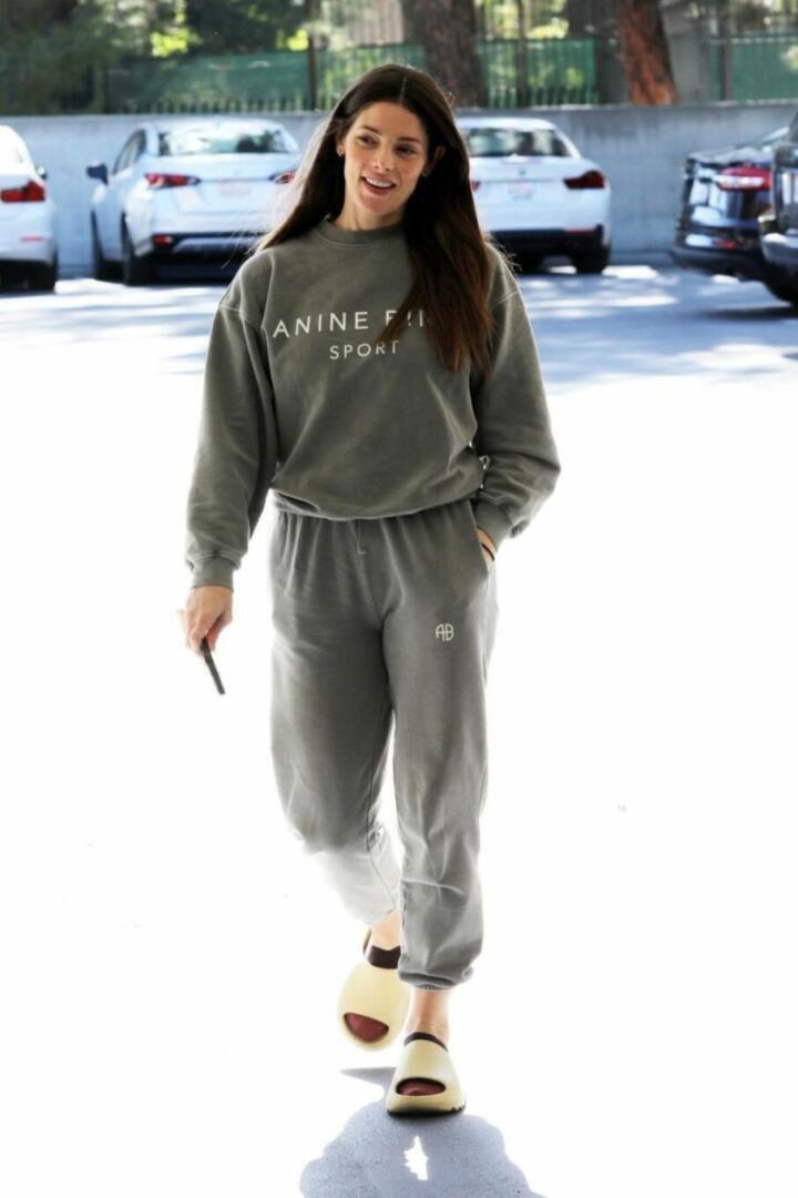 Ashley Greene - Encino, CA | Khloe Kardashian style