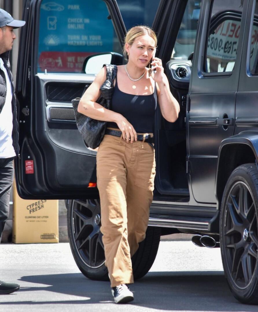 Hilary Duff - Los Angeles, CA | LeAnn Rimes style