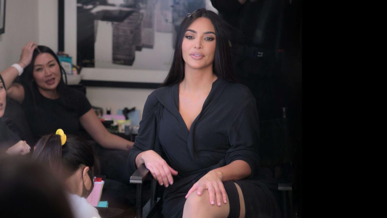 Kim Kardashian - The Kardashians | Season 1 Episode 3 | Kim Kardashian style
