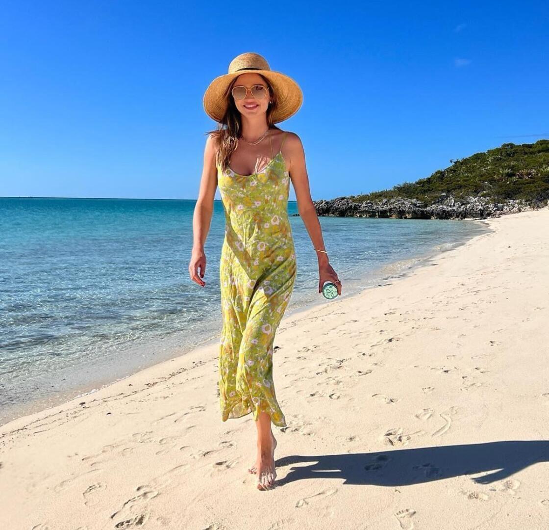 Miranda Kerr - Instagram post | Miranda Kerr style