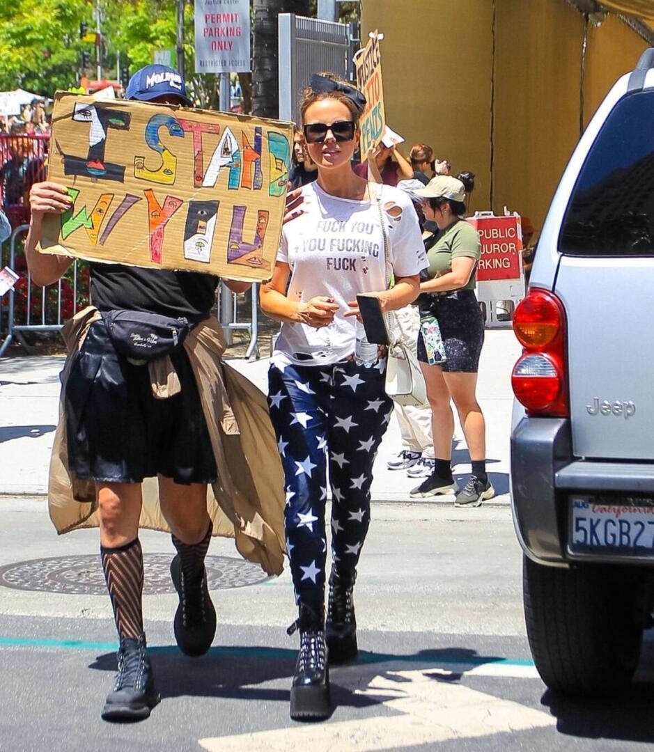 Kate Beckinsale - Los Angeles, CA | Khloe Kardashian style