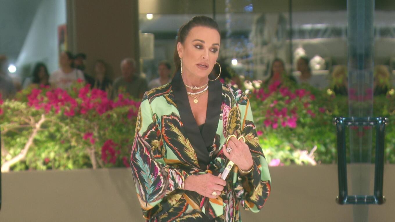 Kyle Richards - The Real Housewives of Beverly Hills | Season 12 Episode 3 | Erika Jayne style