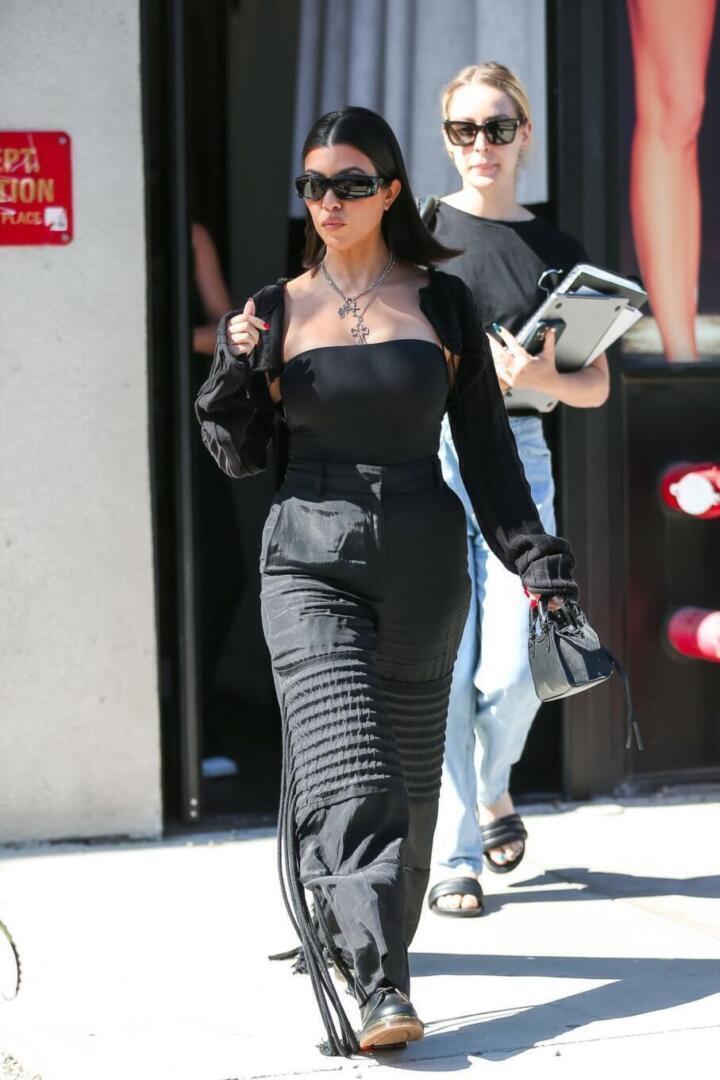 Kourtney Kardashian - Los Angeles, CA | Ashley Graham style