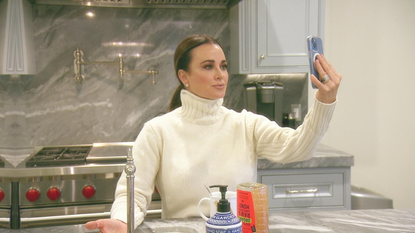Kyle Richards - The Real Housewives of Beverly Hills | Season 12 Episode 5 | Kim Kardashian style