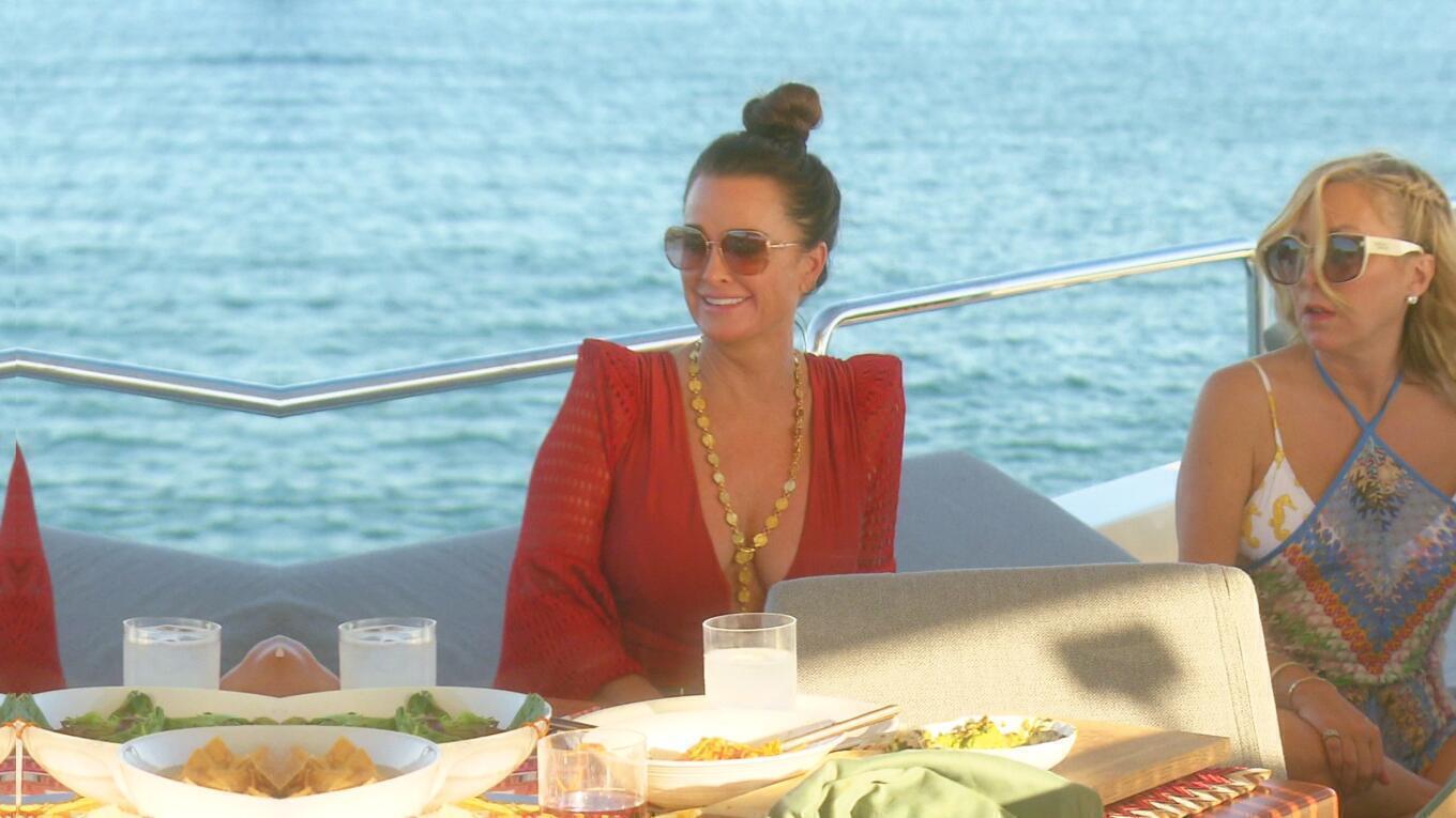 Kyle Richards - The Real Housewives of Beverly Hills | Season 12 Episode 7 | Kyle Richards style