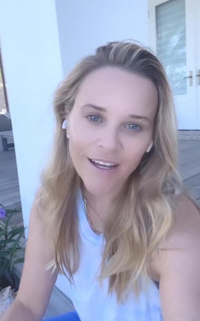 Reese Witherspoon - Instagram story | Kristin Cavallari style