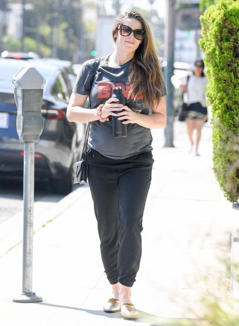 Ashley Greene - Los Angeles, CA | Hannah Ann Sluss style