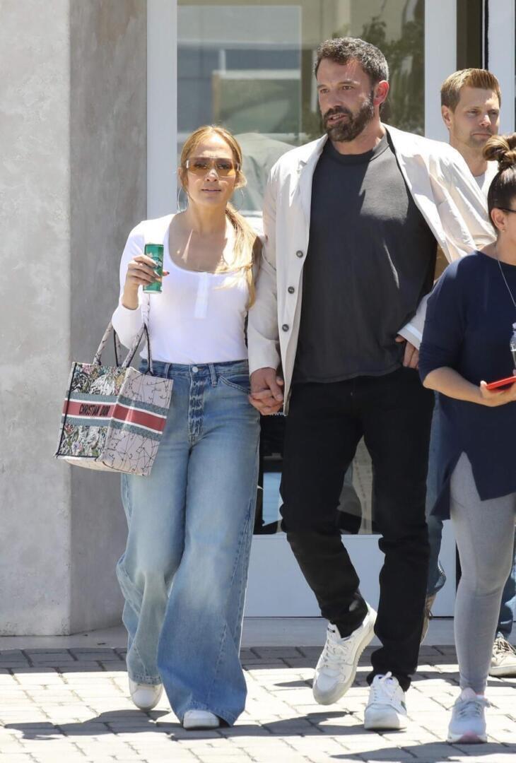 Jennifer Lopez – Beverly Hills, CA