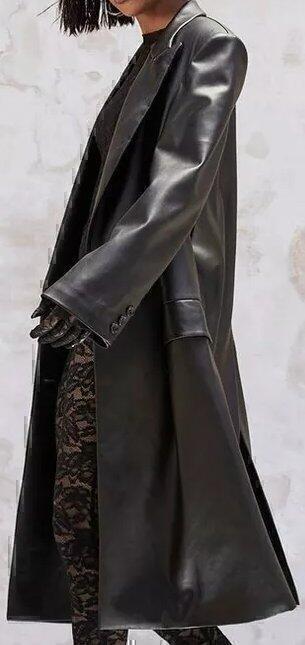 x Kourtney Kardashian Trench Coat (Black) | style
