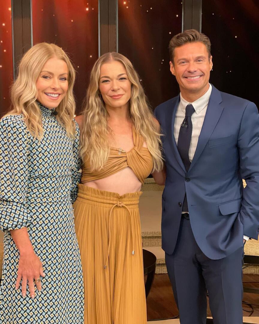 LeAnn Rimes - Live with Kelly and Ryan | Morgan Stewart style