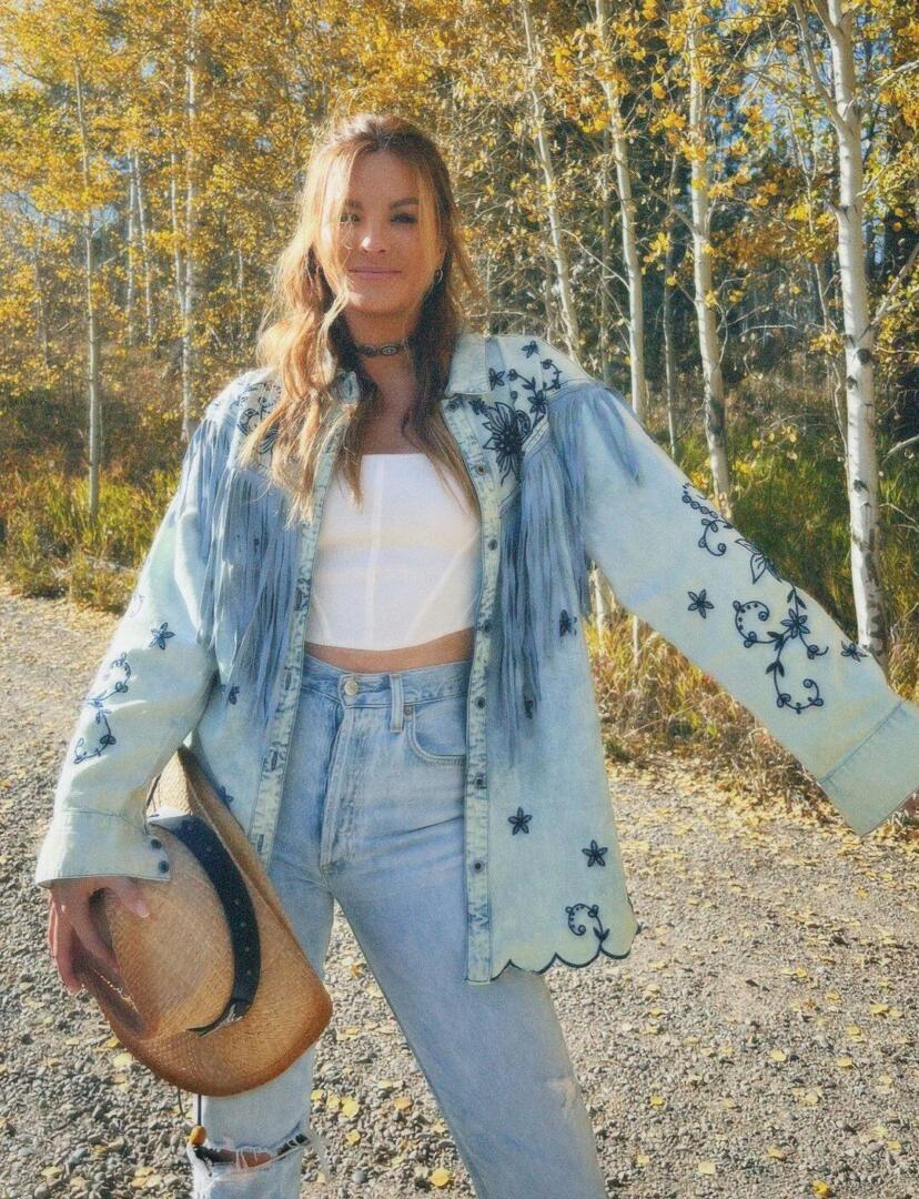 Becca Tilley - Instagram post | Christina Hall style
