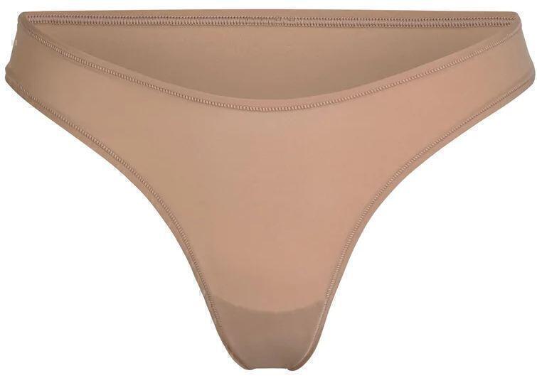 Fits Everybody Dipped Thong (Sienna) | style