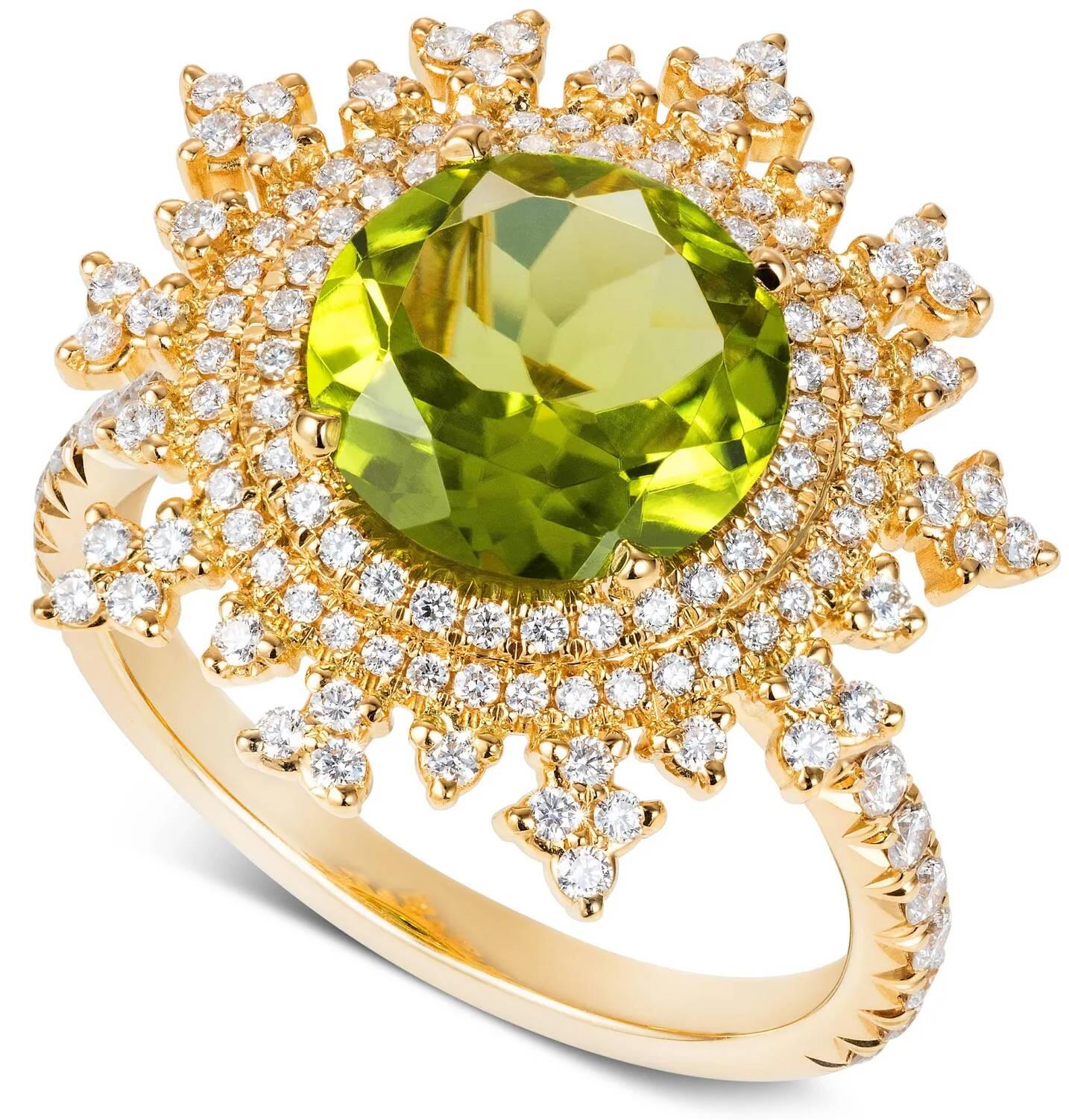 Tsarina Ring (Yellow Gold Spring Flake) | style