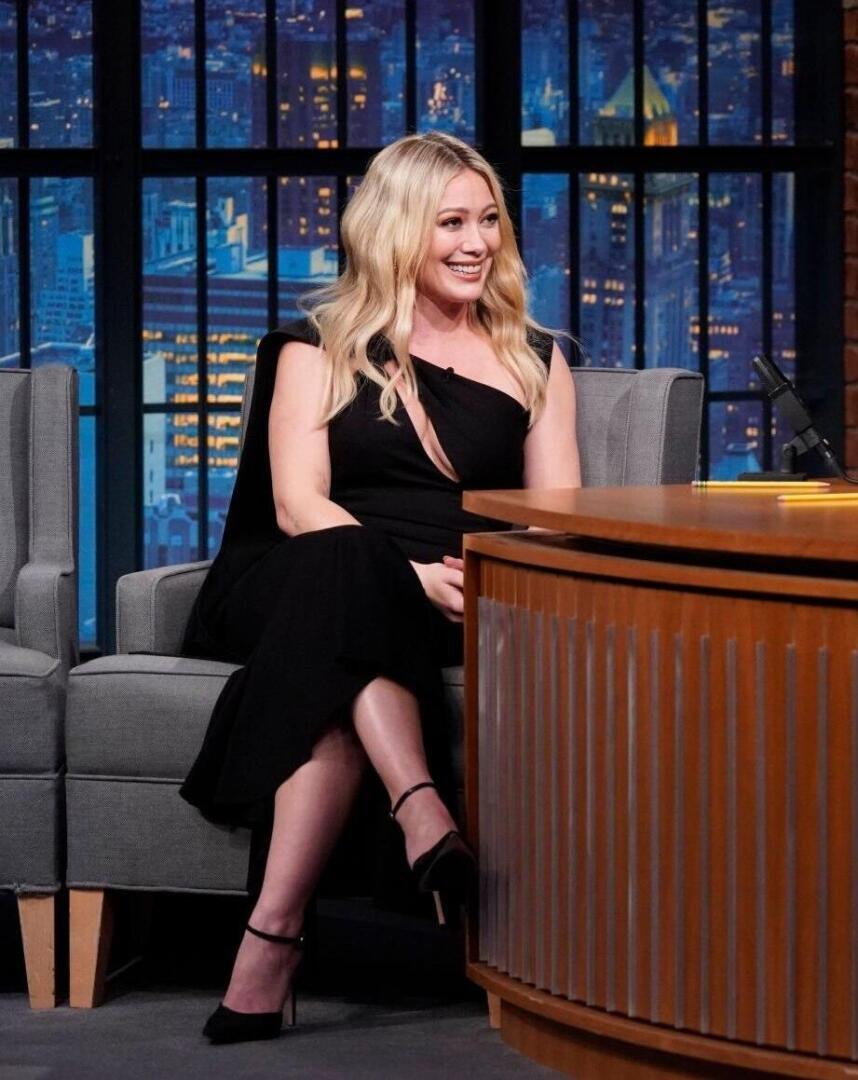 Hilary Duff – Late Night with Seth Meyers