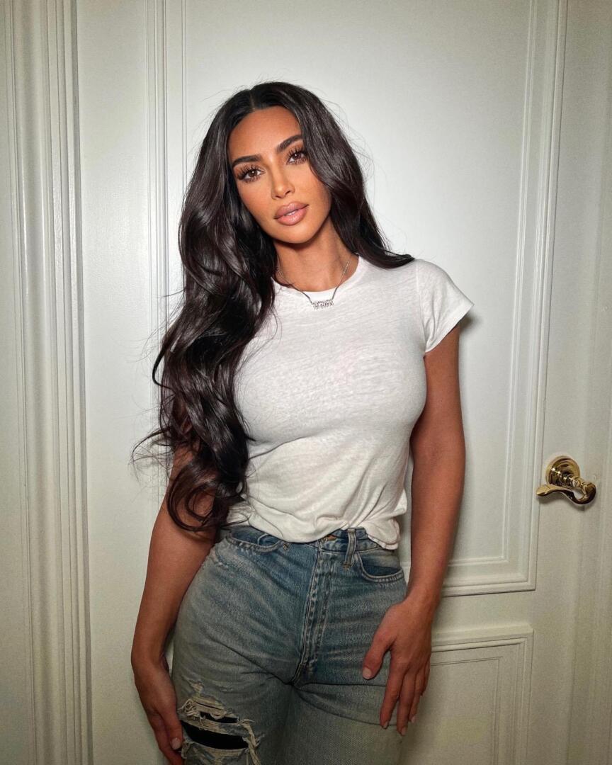 Kim Kardashian - Instagram post | Kelley Flanagan style