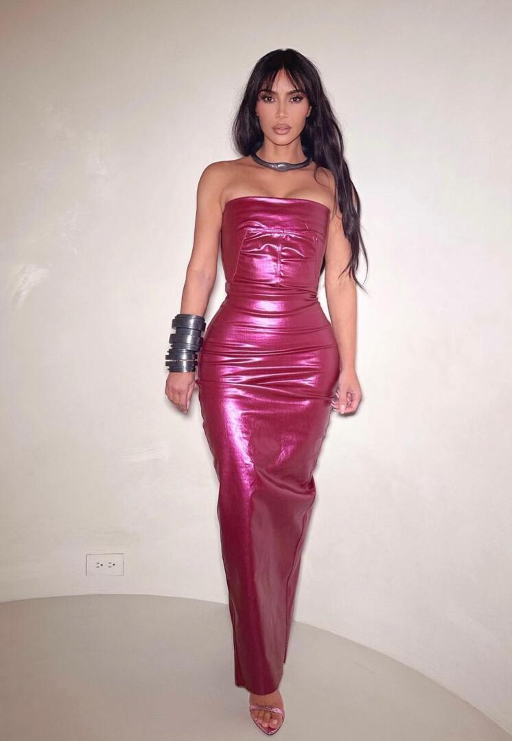 Kim Kardashian - Instagram post | Jojo Fletcher style