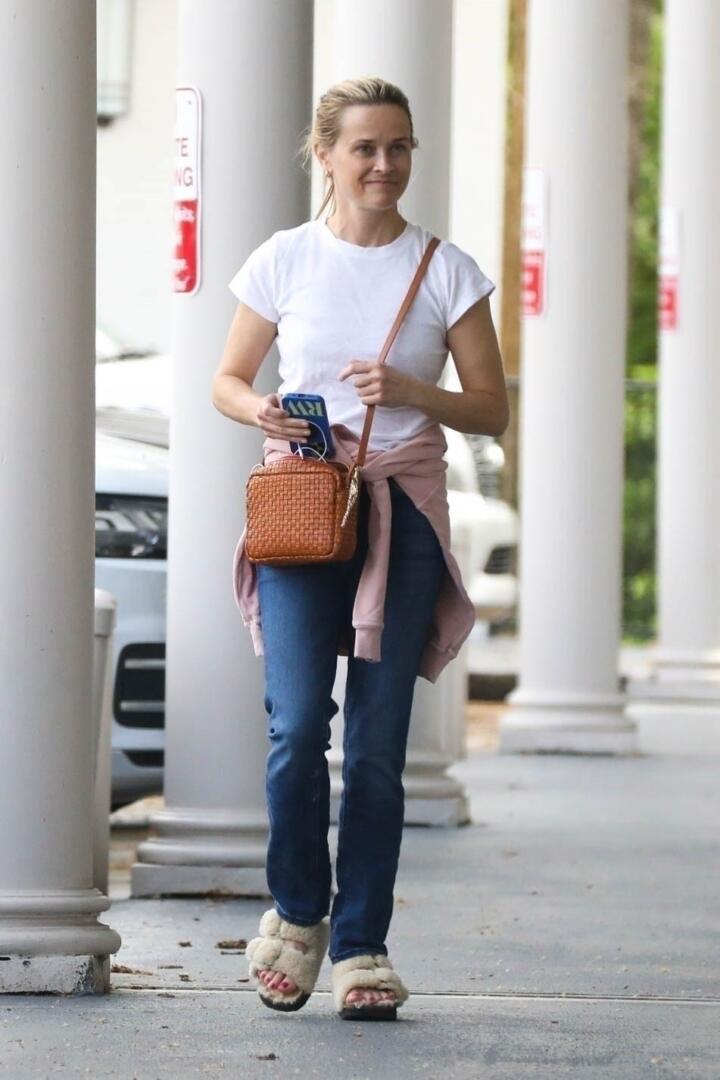 Reese Witherspoon – Nashville, TN