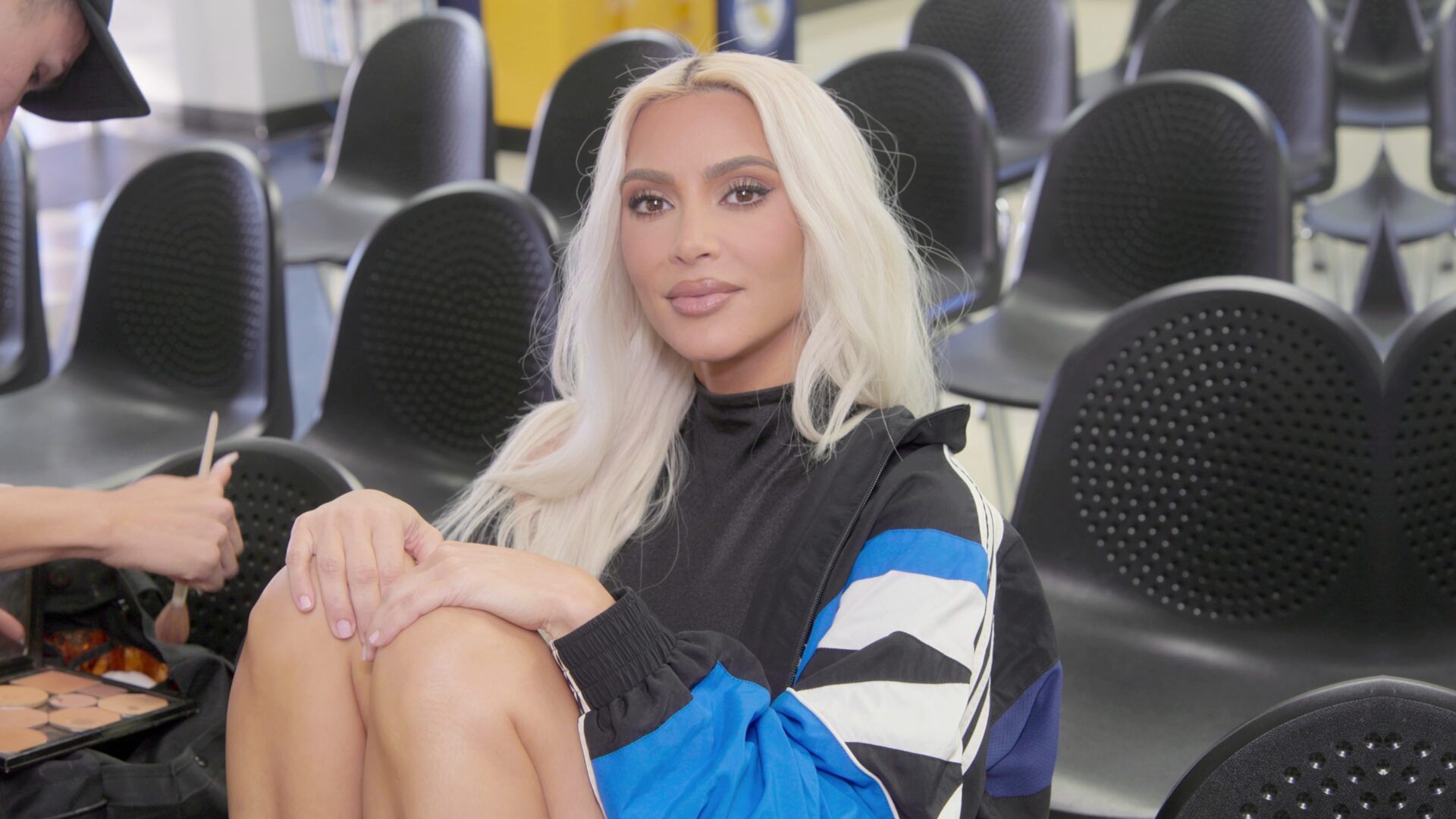 Kim Kardashian – The Kardashians | Season 3 Episode 6 | Kim Kardashian style