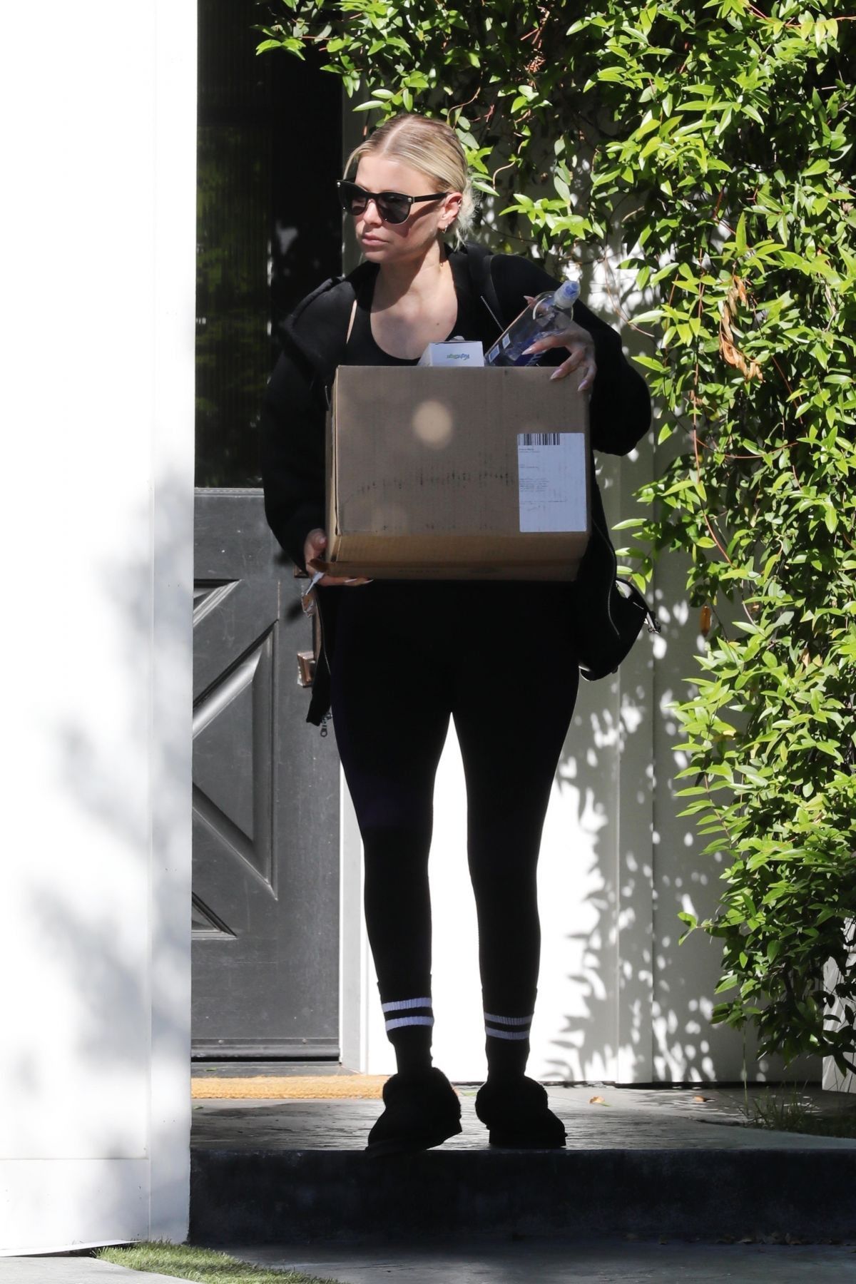 Ariana Madix - Los Angeles, CA | Jessica Alba style