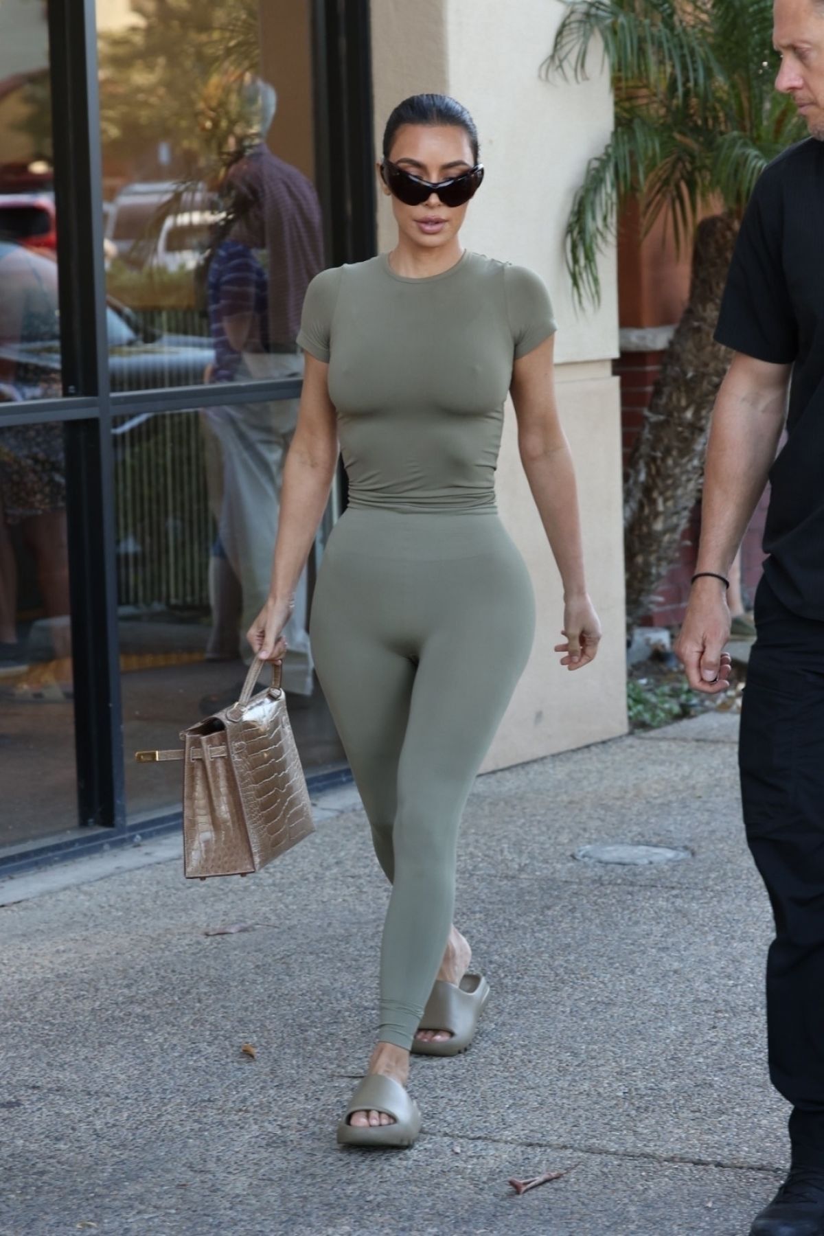 Kim Kardashian – Los Angeles, CA