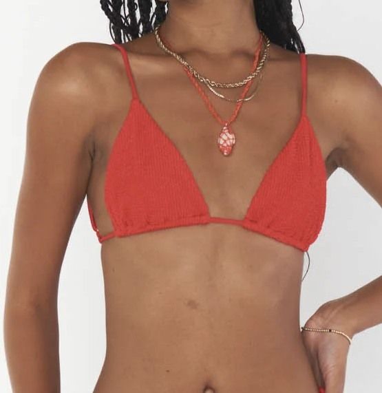 Tanning Bikini Top (Red Scrunch) | style