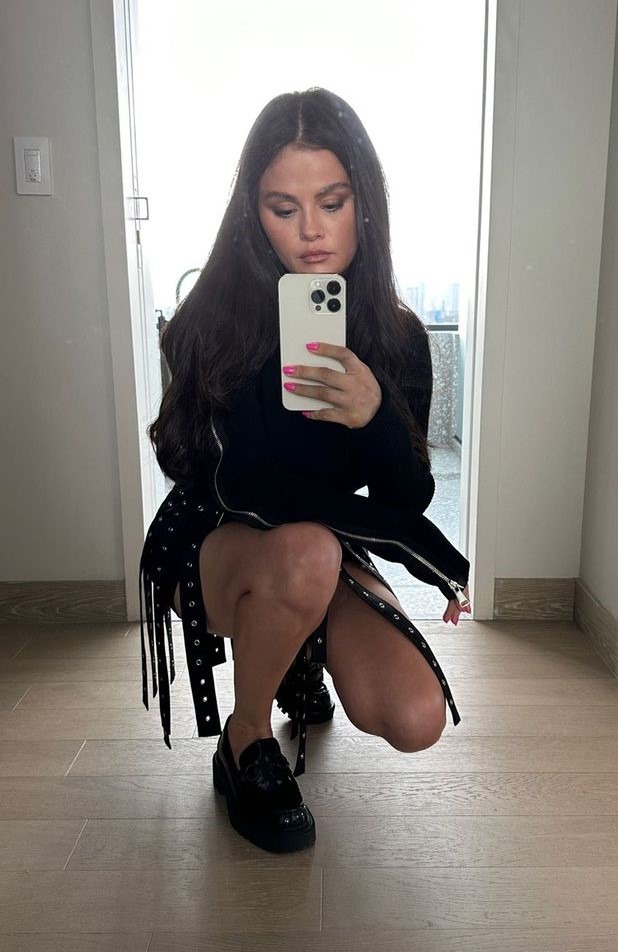 Selena Gomez - Instagram story | Millie Bobby Brown style