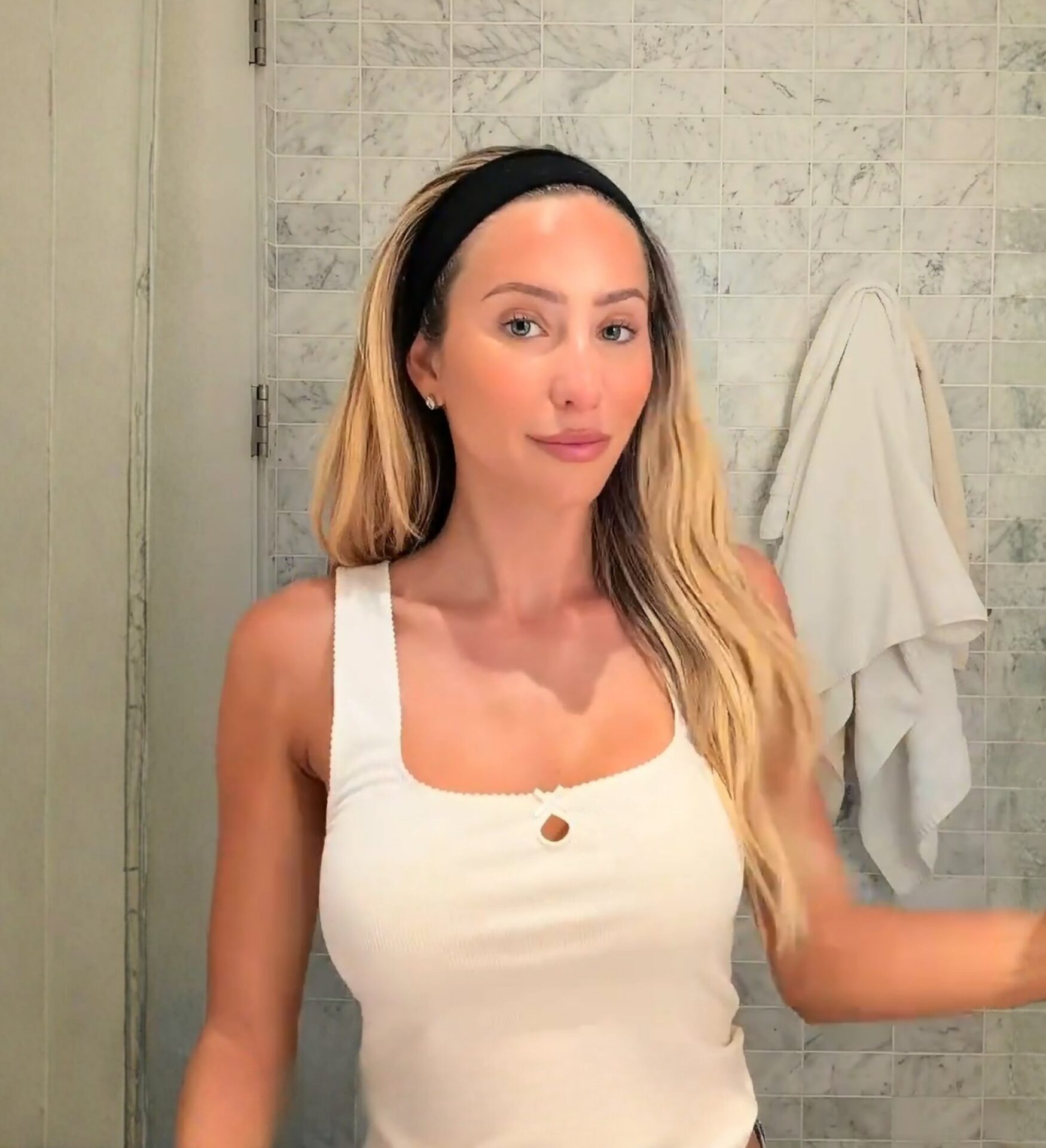 Alix Earle White Ribbed Tank w Small Bow