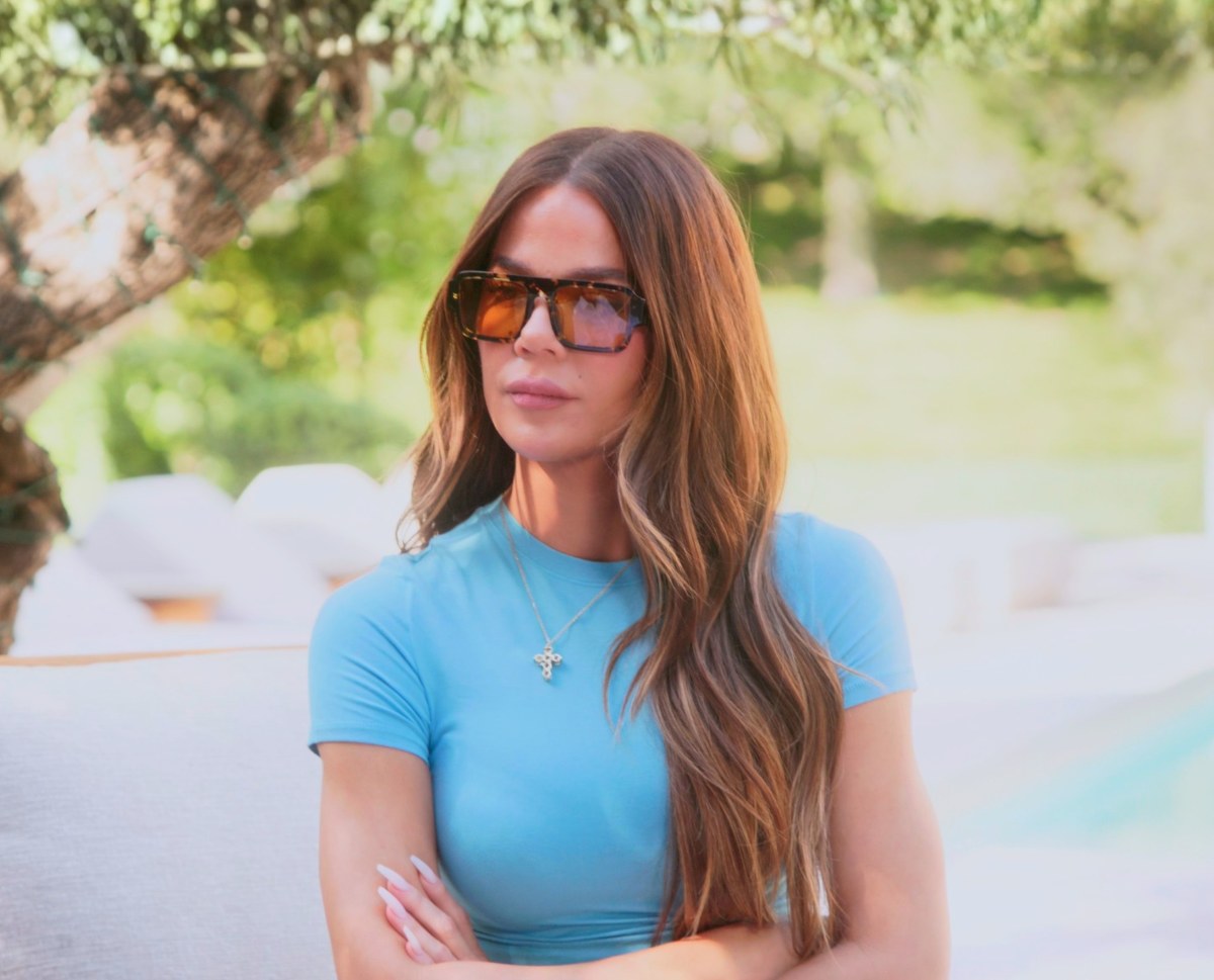 Khloe Kardashian Bright Blue Tee on The Kardashians Season 8